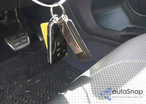 2024 Volkswagen Atlas 2.0T Peak Edition Se W/Technology from USA, damaged, VIN 1V2CR2CA4RC594170